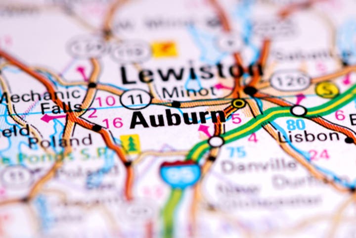 In Auburn ME, home and business owners rely on SERVPRO® for storm damage restoration, water damage restoration near you, mold remediation, fire damage cleanup, and construction services all with 24-hour emergency services.