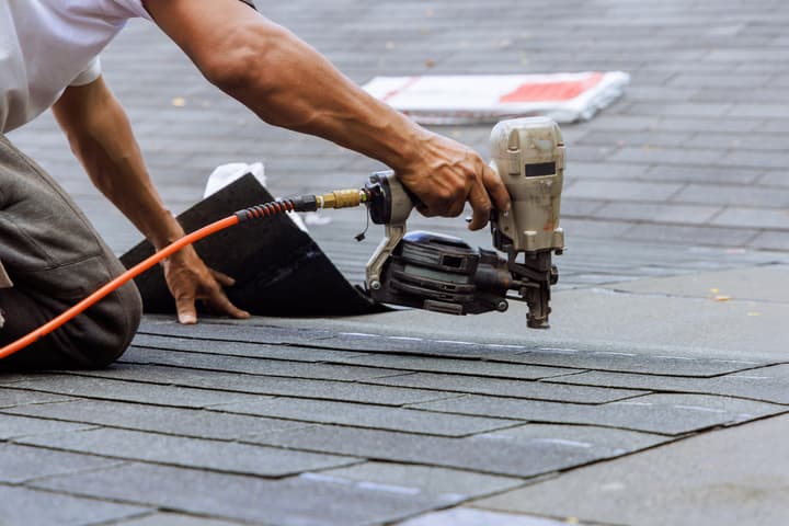 Roofing with Architectural vs. Asphalt Shingles