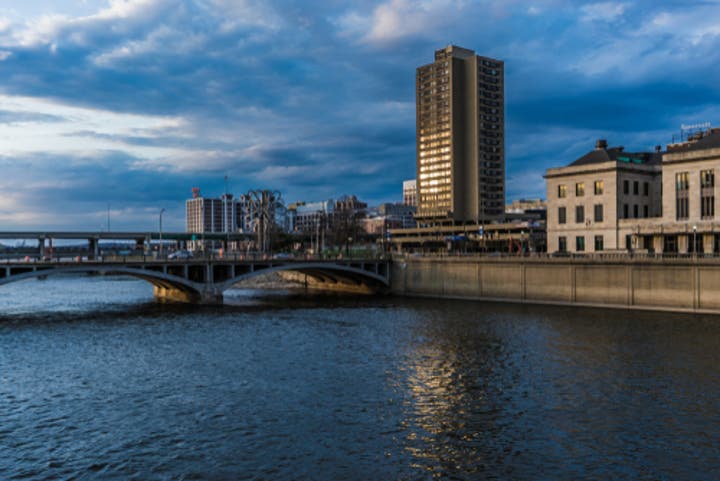 Cedar Rapids, IA knows to call SERVPRO® for all mold, storm, fire, and water damage restoration services near you, as well as construction services, open 24/7, plus holidays and weekends.