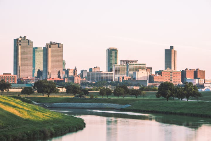 Fort Worth, TX skyline
