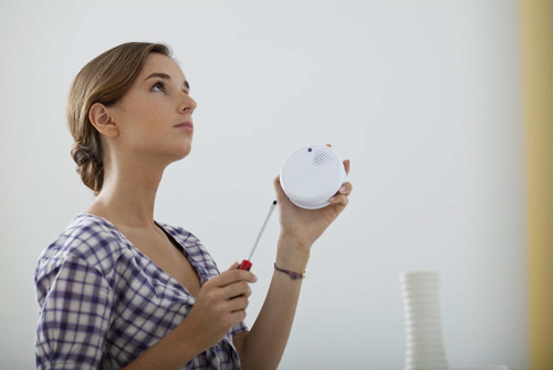 Which Smoke Detector is Right for Your Home or Business?